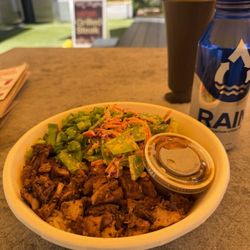 gusto! Ponce - Sweet Soy Sriracha bowl
