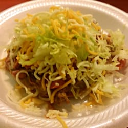 De Leon's Mexican Food - Beef tostada