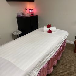 Comfort Massage and Spa - Massage Table