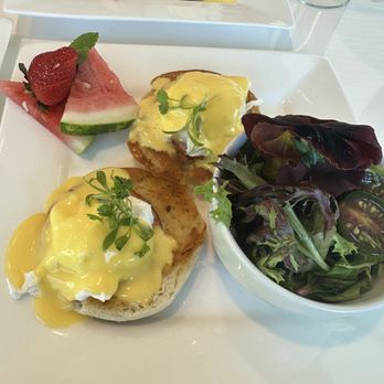 Birdie Bistro - Burgers Near Me - Coral Gables, Florida