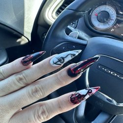U V Spa Nails