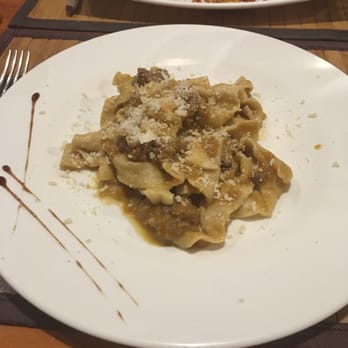 Inn Bufalito - Pappardelle alla Genavese - Cucina campana Near Me - Sorrento, NA Inn Bufalito - Pappardelle alla Genavese - Cucina campana Near Me - Sorrento, NA