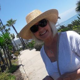 Linda S. at Laguna Beach, CA. Linda S. at Laguna Beach, CA.