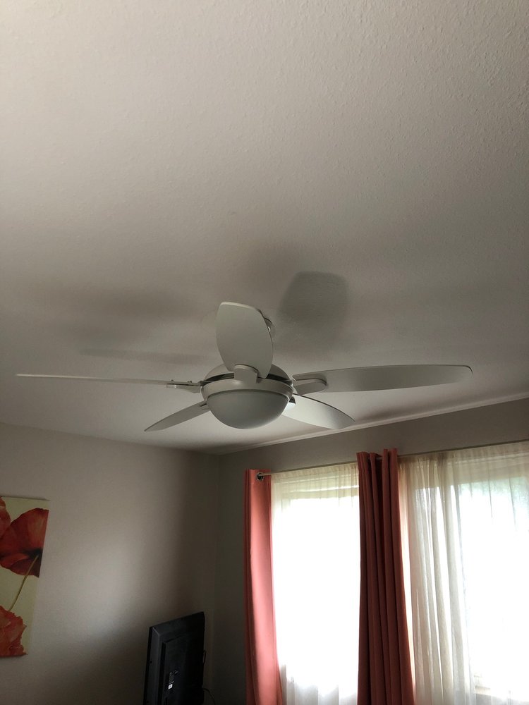 Slide of Zeets Mobile Mechanics