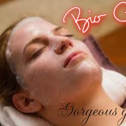 Gorgeous Glow Aesthetics - Human stem cell mask that mimics human tissue. Most advanced in the industry.