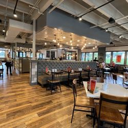 First Watch - Dining area