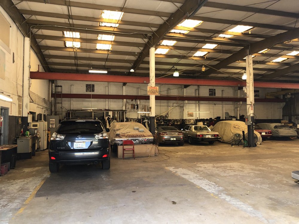 MILOS AUTO UPHOLSTERY Updated September 2024 3396 NW S River Dr