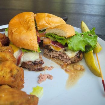 Sweetwater One Twenty Three - Breakfast & Brunch Near Me - Summerville, South Carolina Sweetwater One Twenty Three - Breakfast & Brunch Near Me - Summerville, South Carolina