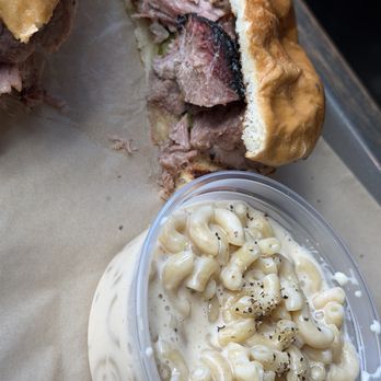 Smok Barbecue - Burnt ends sandwich and creamy Mac n cheese - Barbeque Near Me - Denver, Colorado