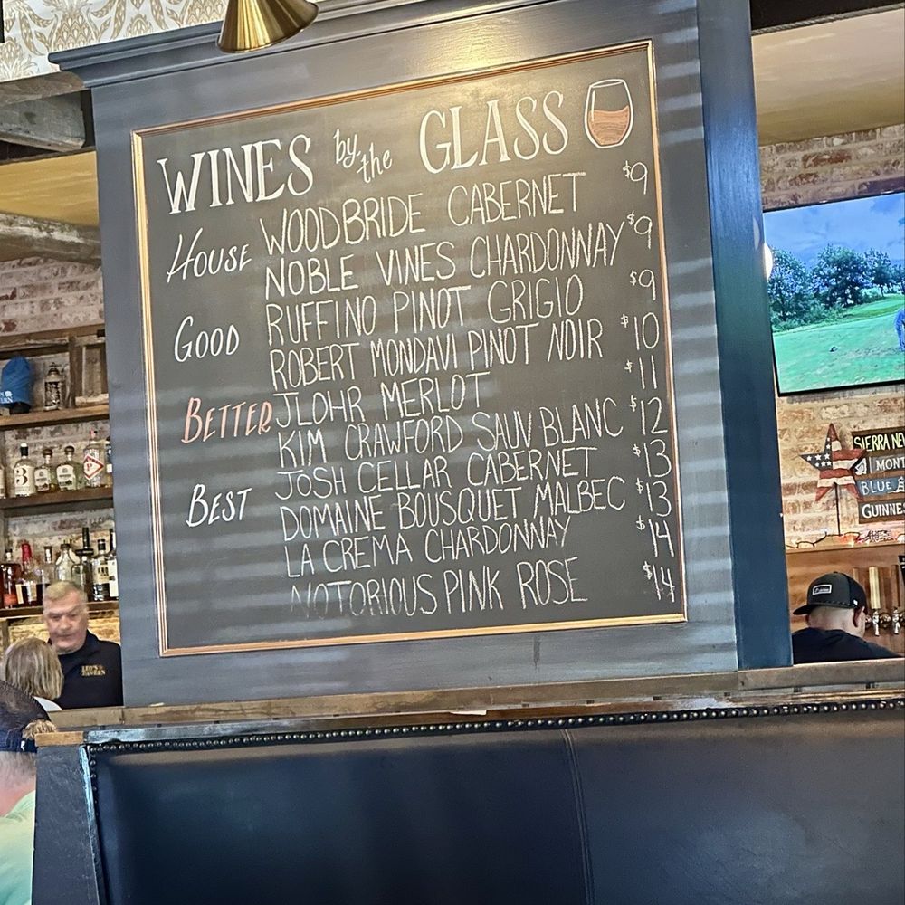 Leo's Midway - American Near Me - Garden City, New York