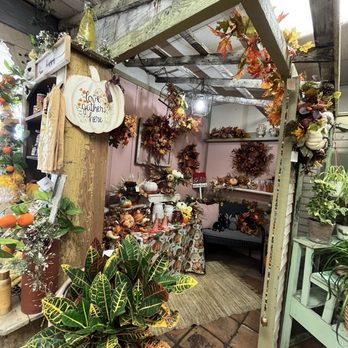 The Flowery - Florists Near Me - Villa Park, California The Flowery - Florists Near Me - Villa Park, California