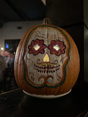 Darfons Restaurant + Bar by null