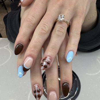 Premier Nails - Nail Salon Downtown Chicago - Acrylic - Nail Salons Near Me - Chicago, Illinois Premier Nails - Nail Salon Downtown Chicago - Acrylic - Nail Salons Near Me - Chicago, Illinois