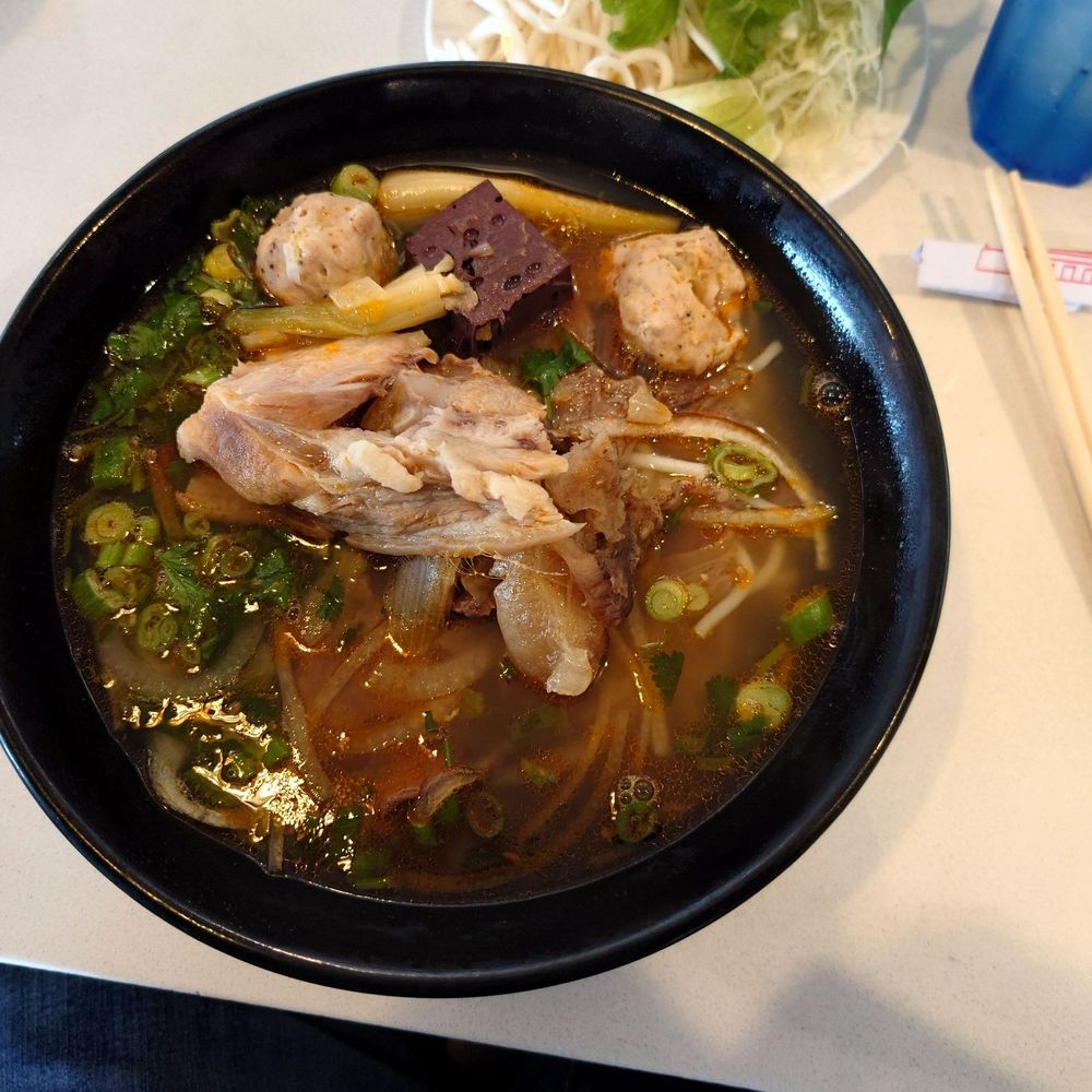 Pho Hue Oi - Bun bo hue. - Vietnamese Near Me - Redondo Beach, California Pho Hue Oi - Bun bo hue. - Vietnamese Near Me - Redondo Beach, California