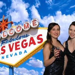 ShutterBooth of Las Vegas - ShutterBooth Green Screen of Las Vegas sign!