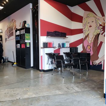 Bishops Cuts/Colors - Thanks holly. Definitely recommend coming here short wait and best results.  definitely will be returning. - Barbers Near Me - Gresham, Oregon