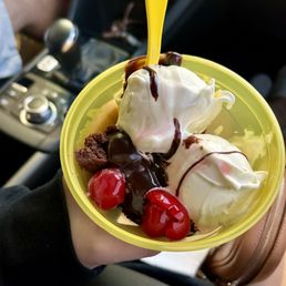 Brownie Sundae