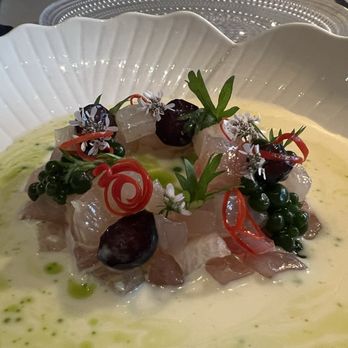San Laurel - Fantastic Hiramasa crudo was almost too pretty to eat. - Spanish Near Me - Los Angeles, California San Laurel - Fantastic Hiramasa crudo was almost too pretty to eat. - Spanish Near Me - Los Angeles, California