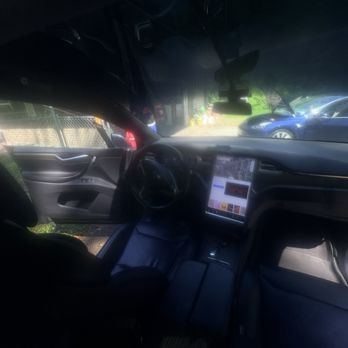 Spotless Trace Detaling - inside car - Auto Detailing Near Me Spotless Trace Detaling - inside car - Auto Detailing Near Me