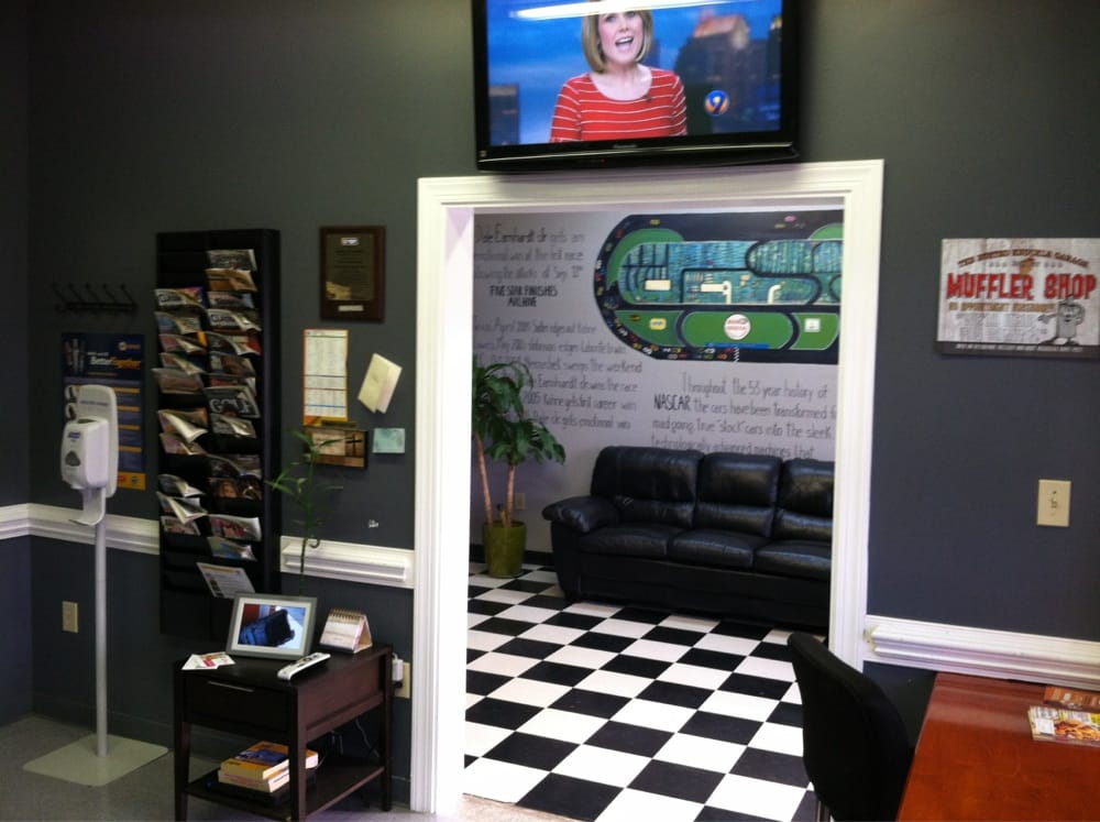 ELKINS AUTOMOTIVE Updated September 2024 14 Reviews 10120