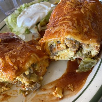 Penfold's Café - Breakfast burrito - Breakfast & Brunch Near Me - Temecula, California