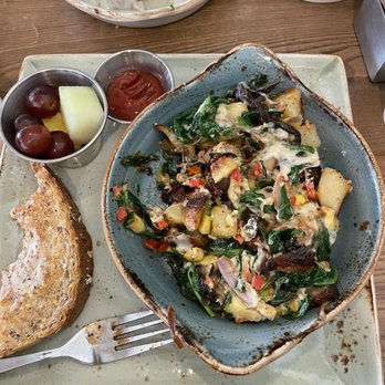 First Watch - Skillet Hash, market style Whole Grain Artisan Toast with All- Natural House Preserves - Breakfast & Brunch Near Me - Sunrise, Florida First Watch - Skillet Hash, market style Whole Grain Artisan Toast with All- Natural House Preserves - Breakfast & Brunch Near Me - Sunrise, Florida