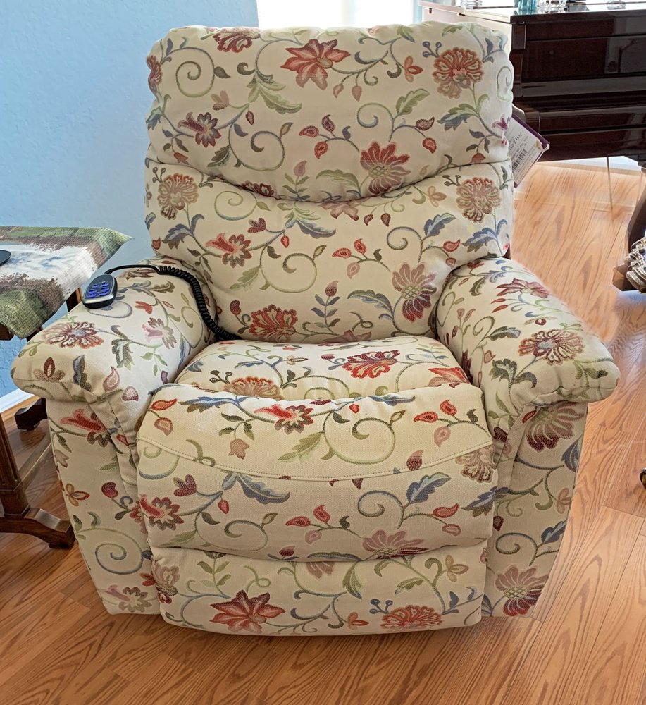 LAZBOY FURNITURE GALLERIES 61 Reviews 28565 Marguerite Pkwy