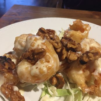 Furi Chinese Restaurant - Honey Walnut Shrimp - Cantonese Near Me - Edmonds, Washington