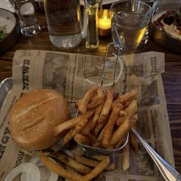 Hamburger & Fries