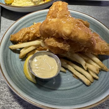 Dave & Buster's Wayne - Fish & Chips - Arcades Near Me - Wayne, New Jersey