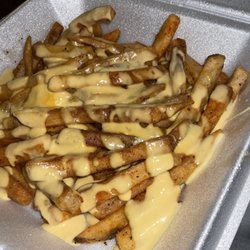 Fresh N Full - Cheese fries