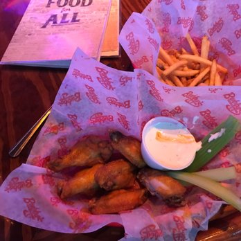 Bubba's 33 - Hot traditional wings (6) - Burgers Near Me - Universal City, Texas