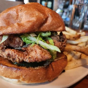 The Old Gold - Fried Chicken Sandwich - Bars Near Me - Portland, Oregon The Old Gold - Fried Chicken Sandwich - Bars Near Me - Portland, Oregon