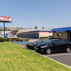 US Storage Centers - Chatsworth Self Storage