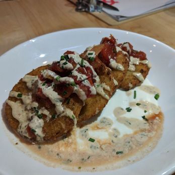 The Midwestern - Fried green tomatoes - American Near Me - St. Louis, Missouri