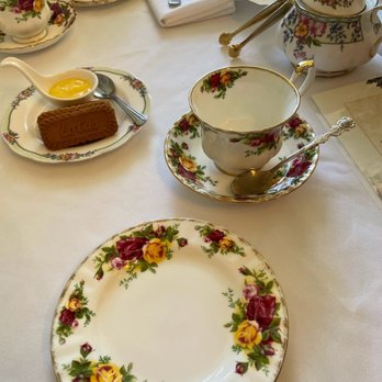 Lisa's Tea Treasures - Tea Rooms Near Me - Los Altos, California