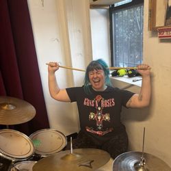 Queens Music Academy - Moi