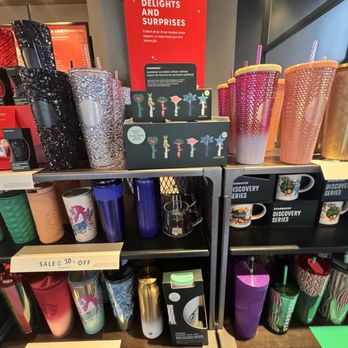 Starbucks - Coffee & Tea Near Me - Sacramento, California Starbucks - Coffee & Tea Near Me - Sacramento, California