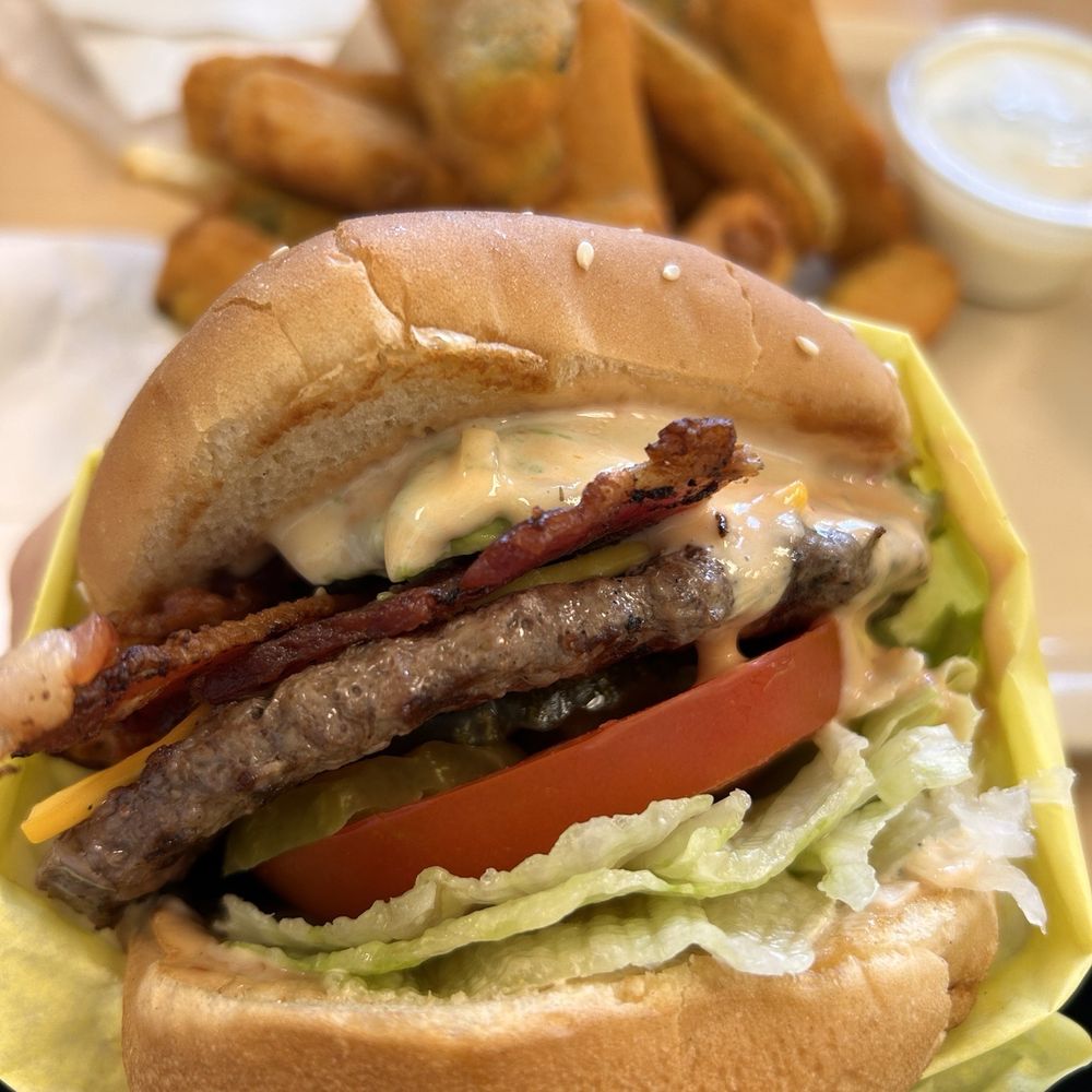 Vicky's Jurupa Valley - Avocado Bacon Burger - American Near Me - Riverside, California Vicky's Jurupa Valley - Avocado Bacon Burger - American Near Me - Riverside, California