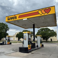 Love's Country Store