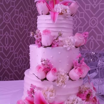 Amy's Pastry - Bakeries Near Me - Montebello, California