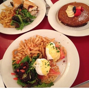 CAFÉ LULUc - @aimeizing - French Near Me - Brooklyn, New York