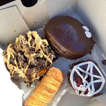 Voodoo Doughnut - Old Dirty Bastard, Portland Cream, Spicy Margarita cannoli, Diablo Rex - Donuts Near Me - Portland, Oregon Voodoo Doughnut - Old Dirty Bastard, Portland Cream, Spicy Margarita cannoli, Diablo Rex - Donuts Near Me - Portland, Oregon