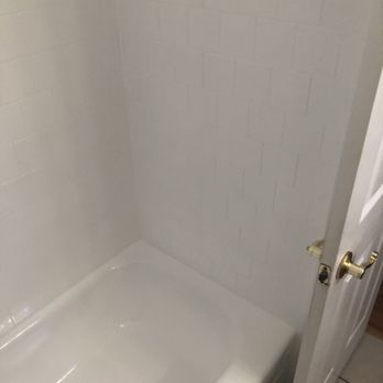 Morales Reglaze - Reglazed bathtub and tile - Refinishing Services Near Me Morales Reglaze - Reglazed bathtub and tile - Refinishing Services Near Me