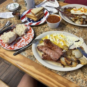 Florida Cracker Feed Lot - Breakfast & Brunch Near Me - Webster, Florida