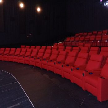 Landmark Theatres - Cinema Near Me - Glenview, Illinois