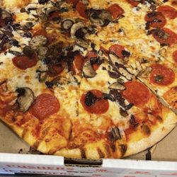 Pie Pushers - Whole Pie with Pepperoni + Mushrooms + Black Olives