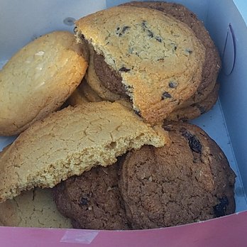 Dad's Donuts & Bakery - Donuts Near Me - Burbank, California