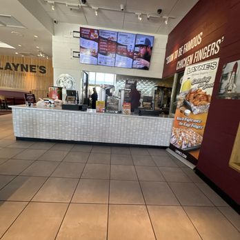 Layne's Chicken Fingers - Chicken Shop Near Me - Allen, Texas