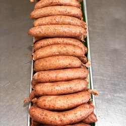 Que's Kutz Meat Market - Smoked sausage